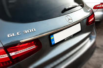 Mercedes GLC X253 2015-2022 Chromleiste über dem Kennzeichen (Edelstahl) Foto 3