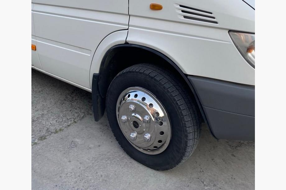 Mercedes Sprinter W901/902/903/904/905 1995–2006 Edelstahl Radkappen Exclusive V2 R15 (2-teilig) Image