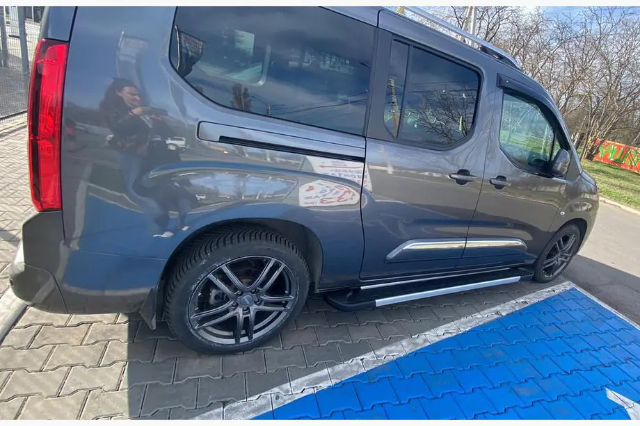 Toyota Proace City 2016- Seitenschweller RedLine V1 (2 Stk., Aluminium) Foto 4