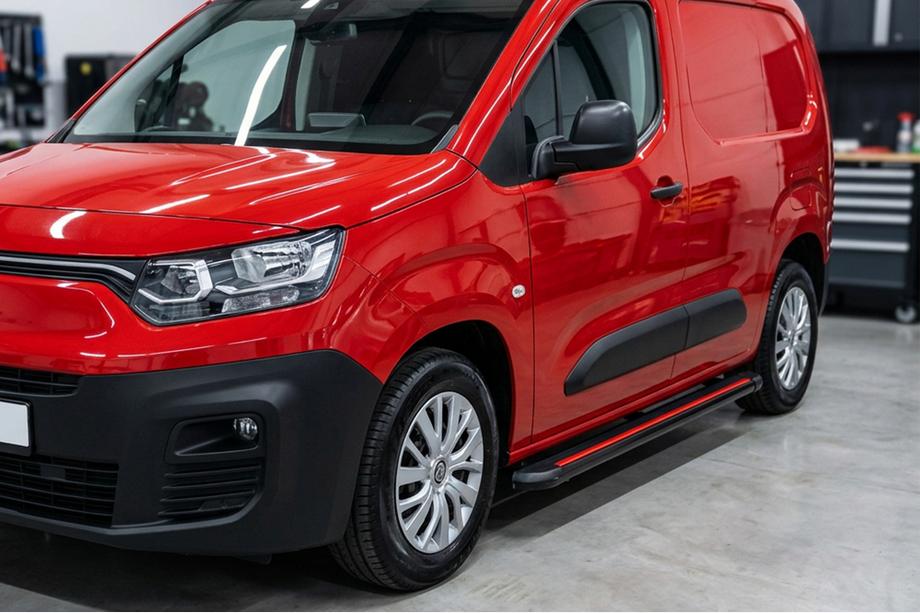Toyota Proace City 2016- Seitenschweller Maya Red (2 Stk., Aluminium) Image