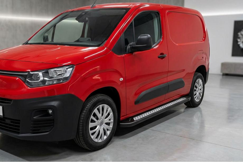 Toyota Proace City 2016- Seitenschweller New Vision Black (2 Stk., Aluminium) Image