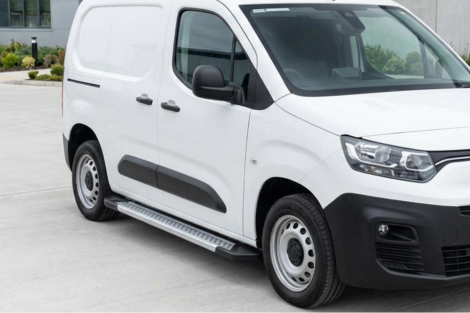 Toyota Proace City 2016- Seitenschweller New Vision Grey (2 Stk., Aluminium) Langer Radstand Foto 1