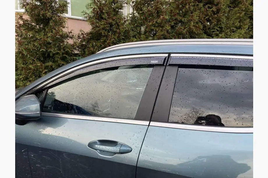 Kia Sportage 2021- Windabweiser mit Chromleiste Niken (für SWB, 4 Stk.) Image